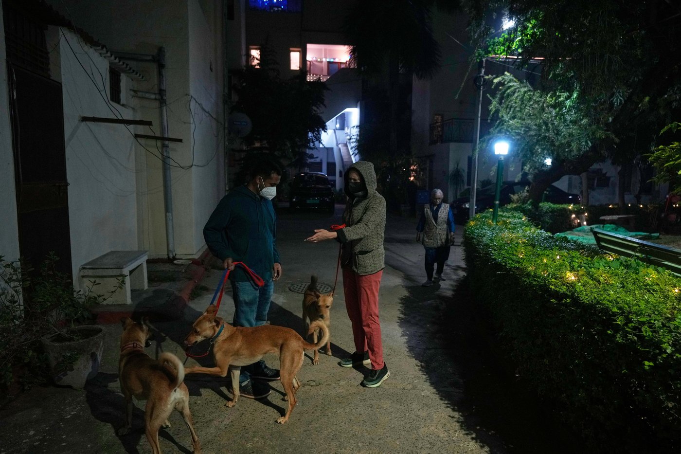 Photos show the daily struggle to breathe in New Delhi's dense winter smog | iNFOnews.ca Photos show the daily struggle to breathe in New Delhi's dense winter smog | iNFOnews.ca
