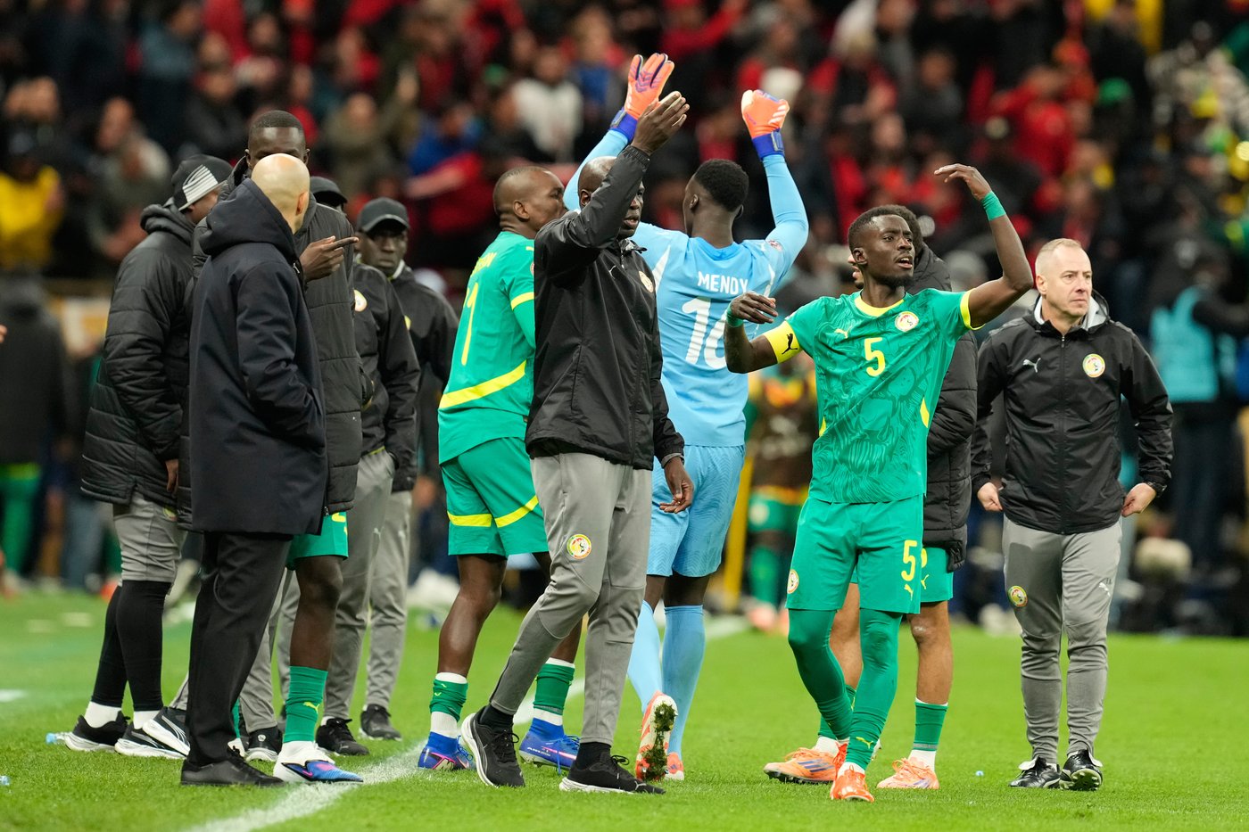 FIFA boss Infantino criticizes 'unacceptable' Senegal conduct at chaotic Africa Cup final | iNFOnews.ca