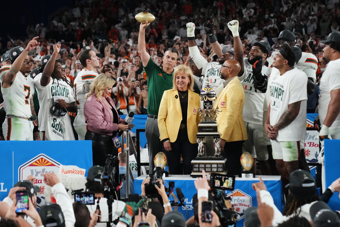 Miami returns home, starts process of getting ready for CFP title game | iNFOnews.ca