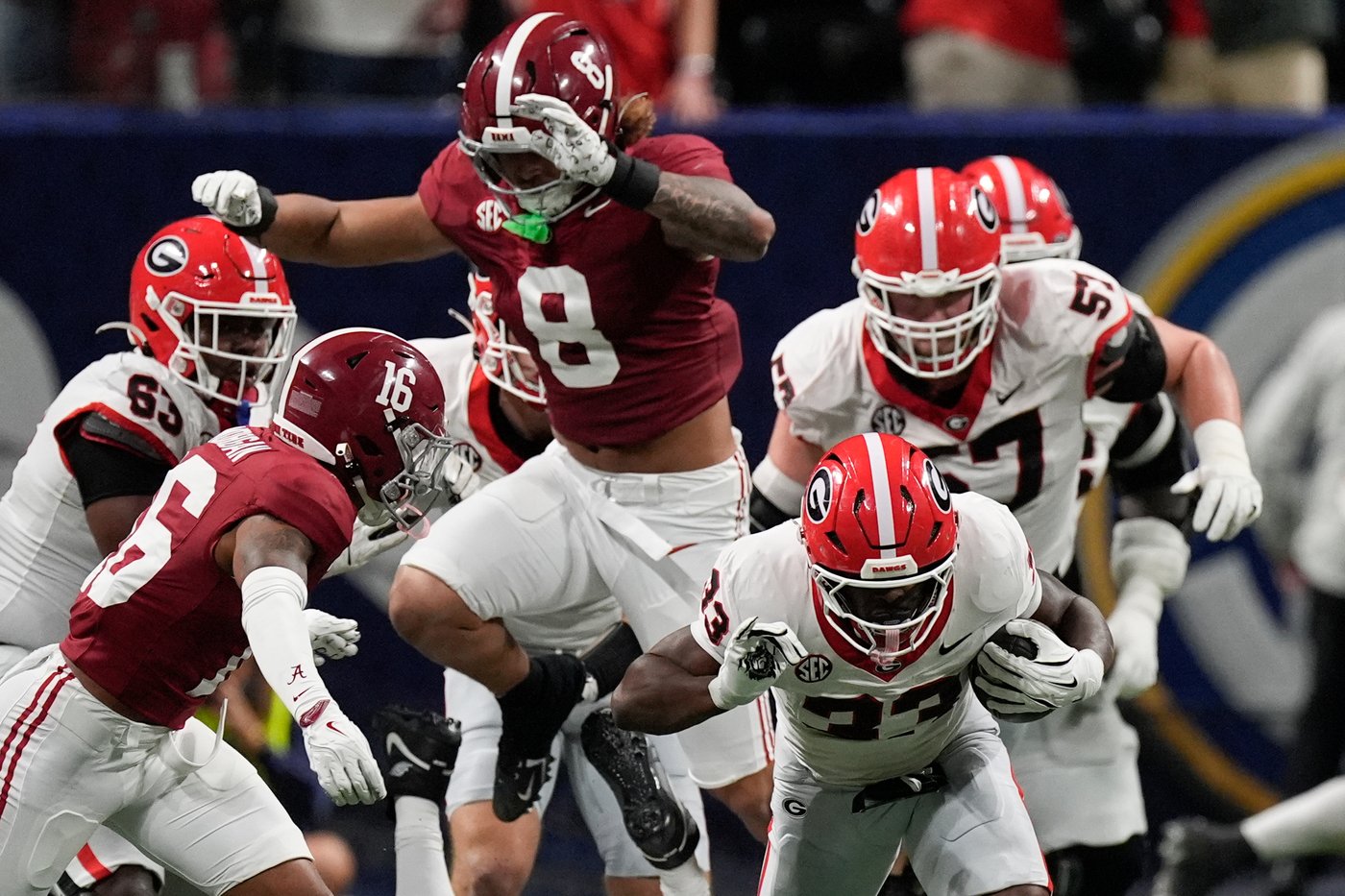 Alabama, Miami in, Notre Dame out and Indiana No. 1 in College Football Playoff rankings | iNFOnews.ca Alabama, Miami in, Notre Dame out and Indiana No. 1 in College Football Playoff rankings | iNFOnews.ca