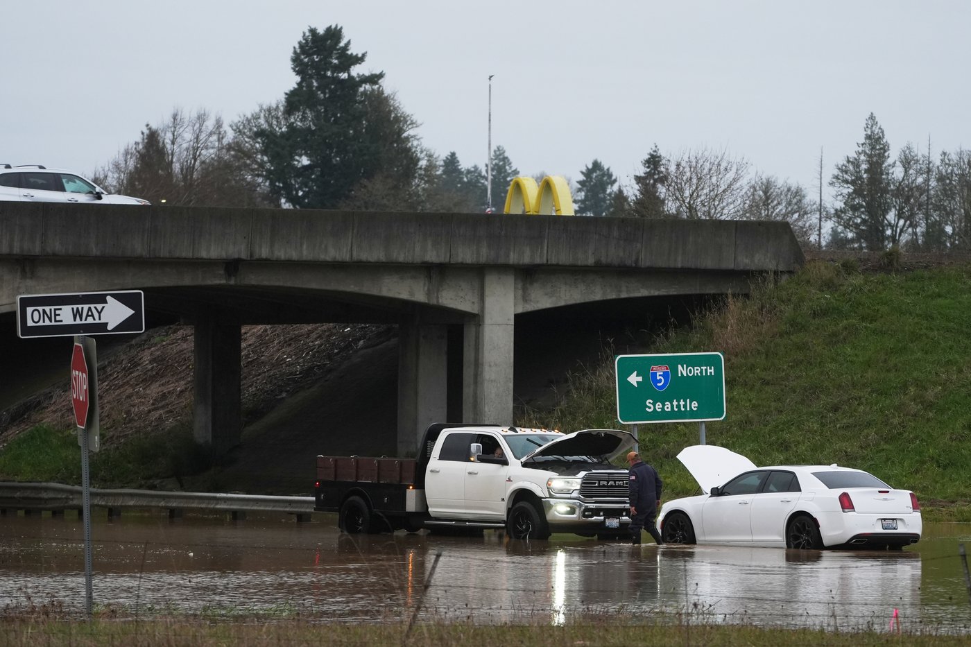 Pacific Northwest braces for more heavy rain, after powerful storm caused flooding, rescues | iNFOnews.ca Pacific Northwest braces for more heavy rain, after powerful storm caused flooding, rescues | iNFOnews.ca