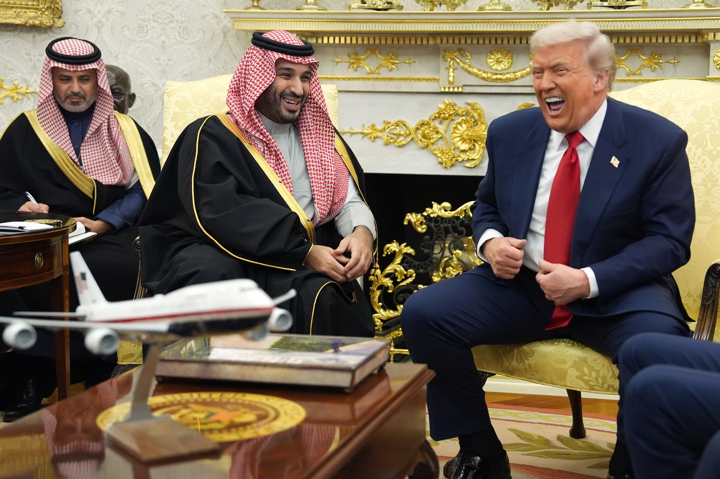 Trump welcomes Saudi Crown Prince Mohammed bin Salman at the White House, in photos | iNFOnews.ca