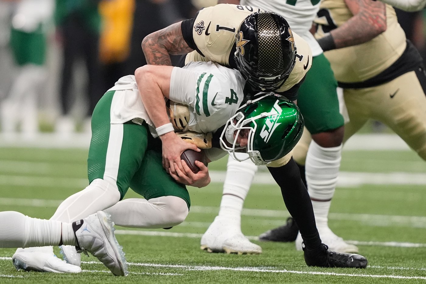 Olave's 2 TDs and Smyth's 5 field goals help Saints top Jets 29-6 for a third straight win | iNFOnews.ca Olave's 2 TDs and Smyth's 5 field goals help Saints top Jets 29-6 for a third straight win | iNFOnews.ca
