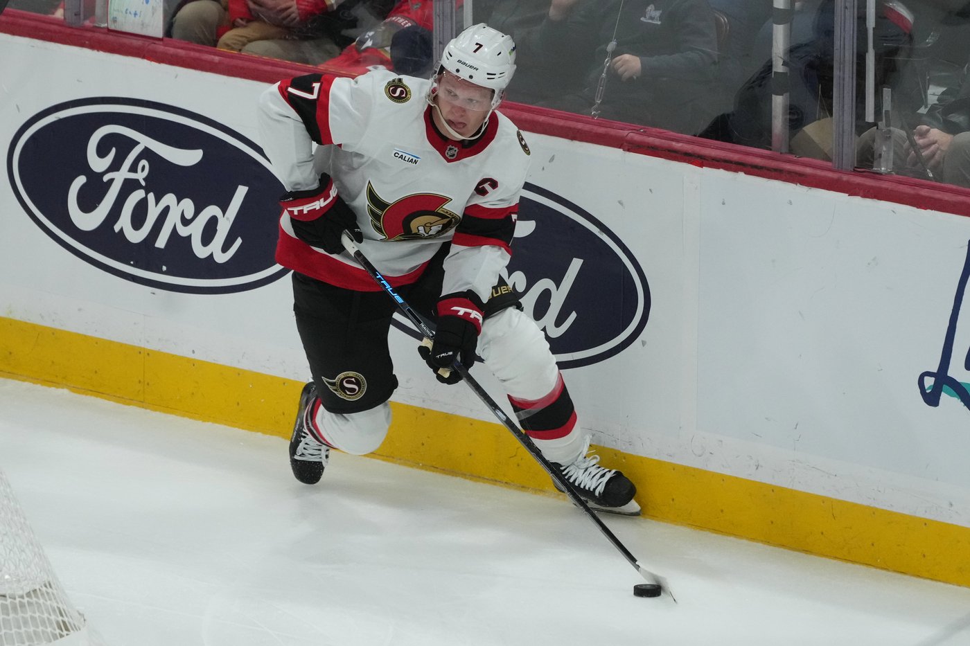 Ottawa Senators captain Brady Tkachuk sidelined after undergoing thumb surgery | iNFOnews.ca Ottawa Senators captain Brady Tkachuk sidelined after undergoing thumb surgery | iNFOnews.ca