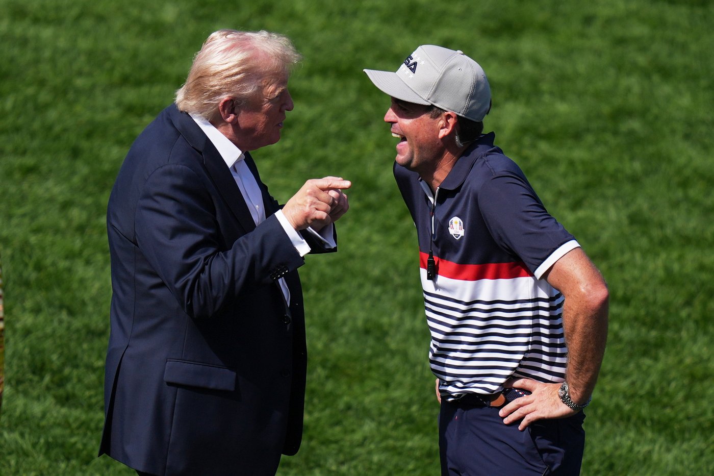 Trump swings by the Ryder Cup, soaking up fans’ love after vowing revenge on more of his enemies | iNFOnews.ca