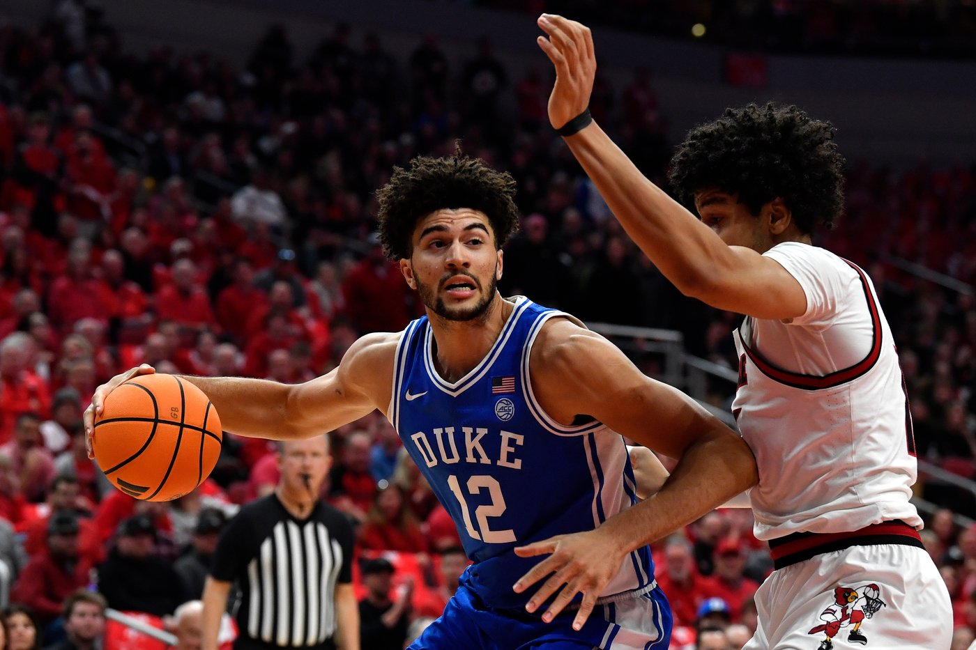 Cameron Boozer scores 27, hot-shooting No. 6 Duke rallies past No. 20 Louisville 84-73 | iNFOnews.ca