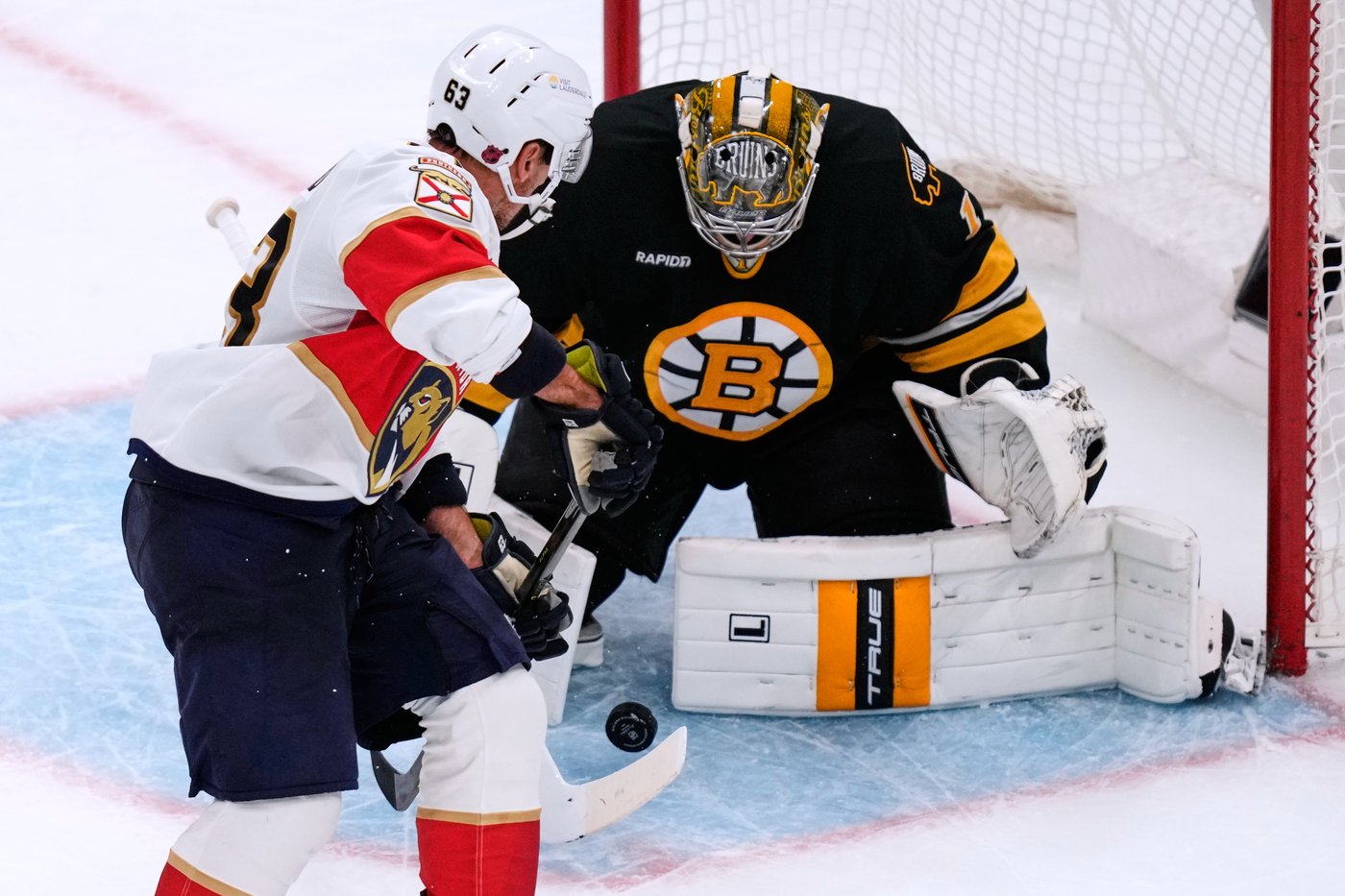 Marchand has 2 assists to help Panthers win 4-3 in his emotional return to Boston | iNFOnews.ca Marchand has 2 assists to help Panthers win 4-3 in his emotional return to Boston | iNFOnews.ca