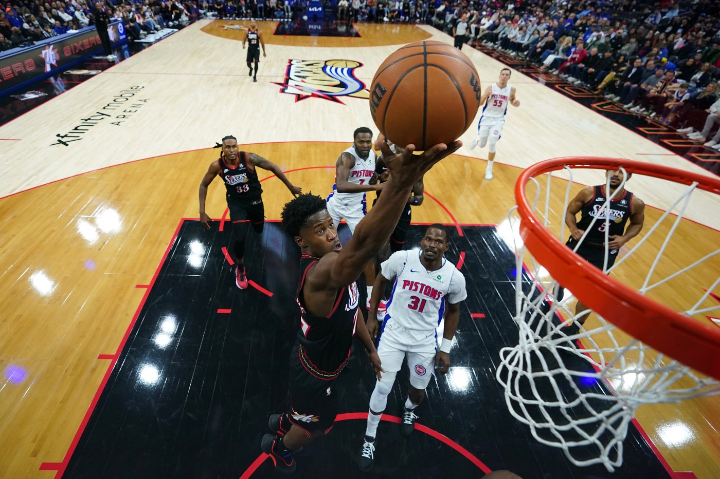Cunningham scores 26 points to lead Pistons past 76ers 111-108 for 6th straight win | iNFOnews.ca
