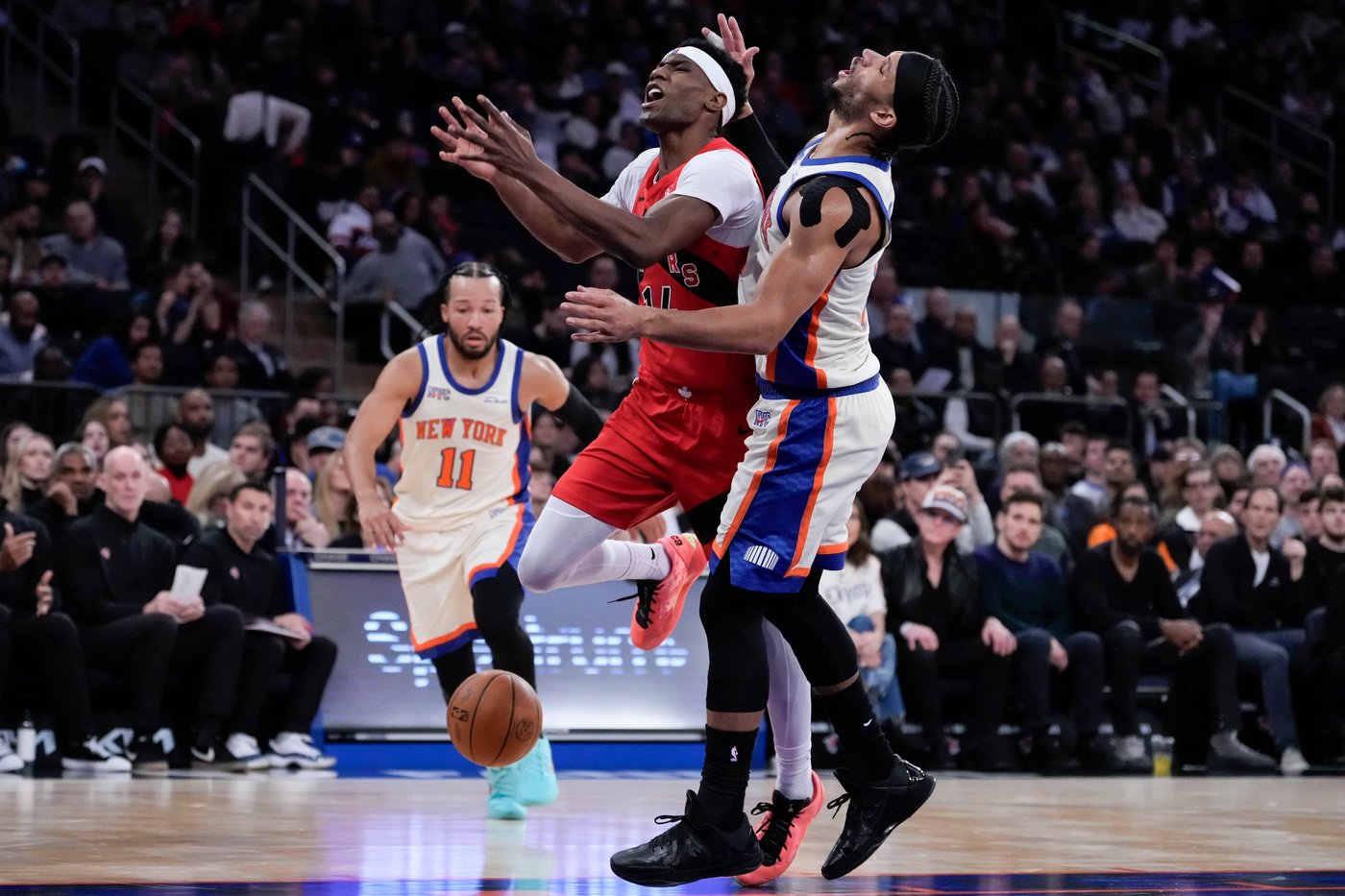Knicks beat Raptors 116-94 for their 4th straight victory | iNFOnews.ca Knicks beat Raptors 116-94 for their 4th straight victory | iNFOnews.ca