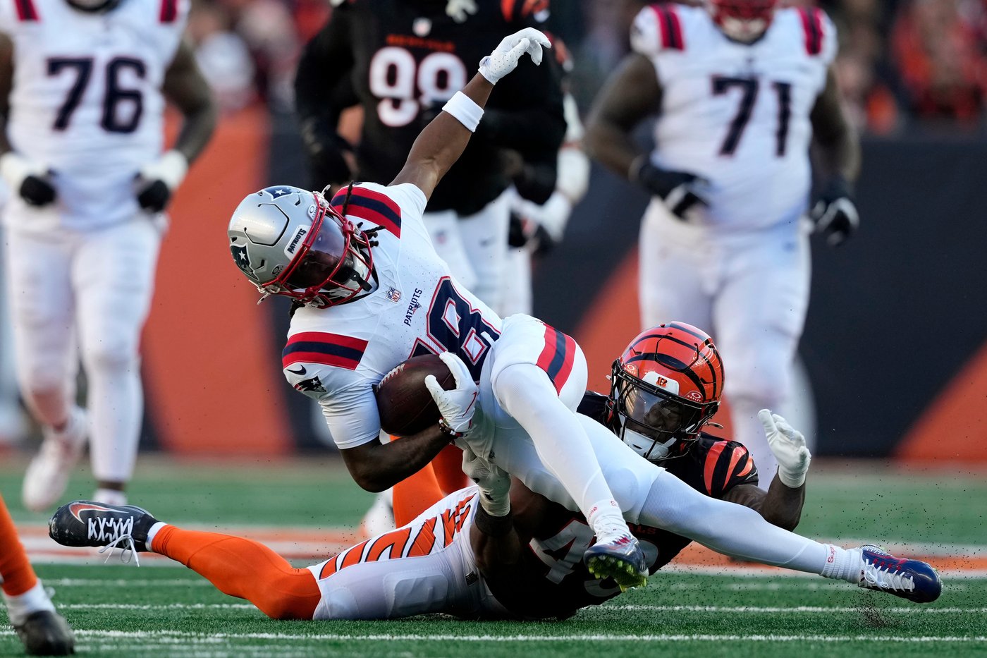 AFC-leading Patriots rally from 10-point deficit to beat Bengals 26-20, extend winning streak to 9 | iNFOnews.ca AFC-leading Patriots rally from 10-point deficit to beat Bengals 26-20, extend winning streak to 9 | iNFOnews.ca
