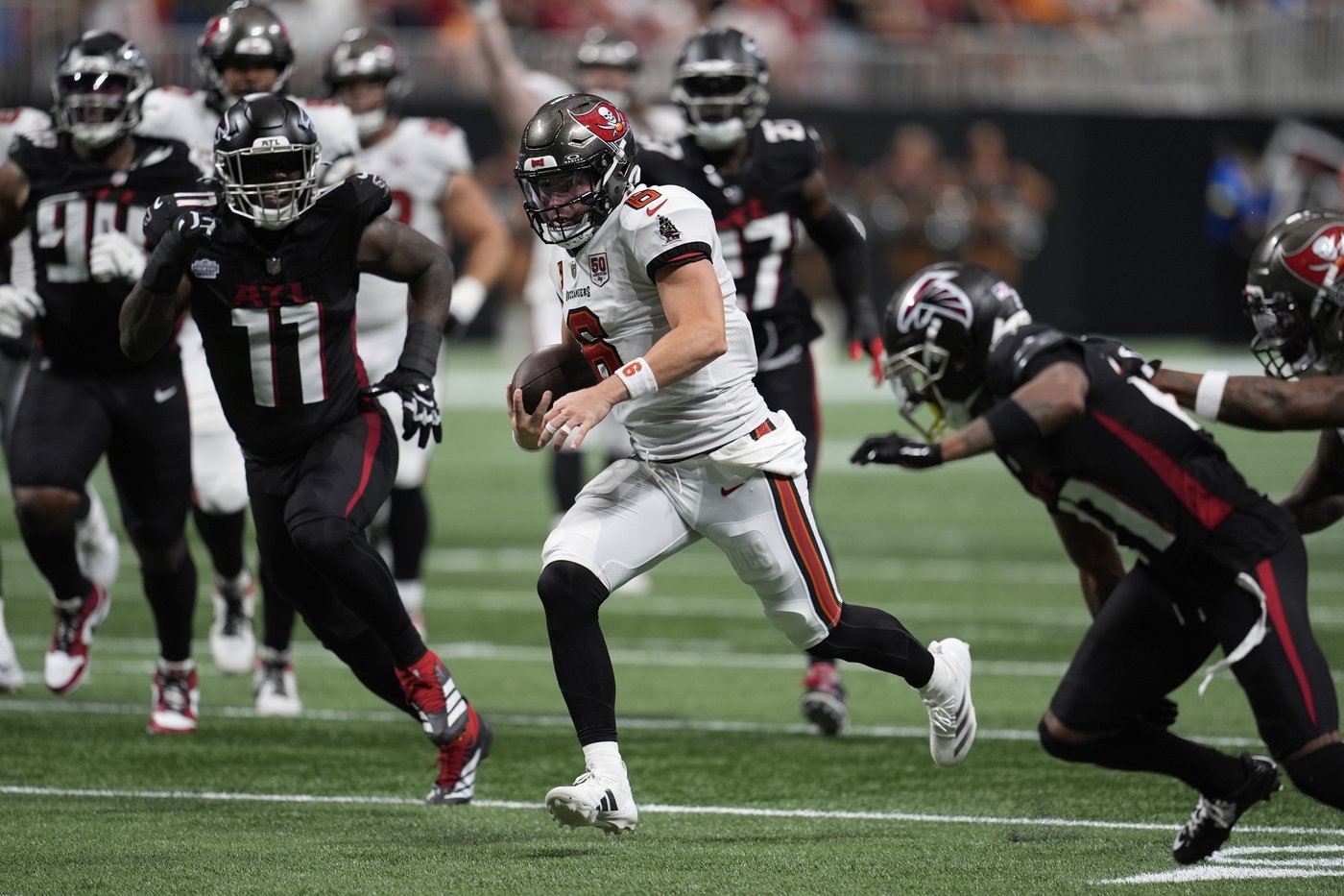 Buccaneers ride 2 TD catches by rookie Egbuka to dramatic 23-20 win over Penix, Falcons | iNFOnews.ca
