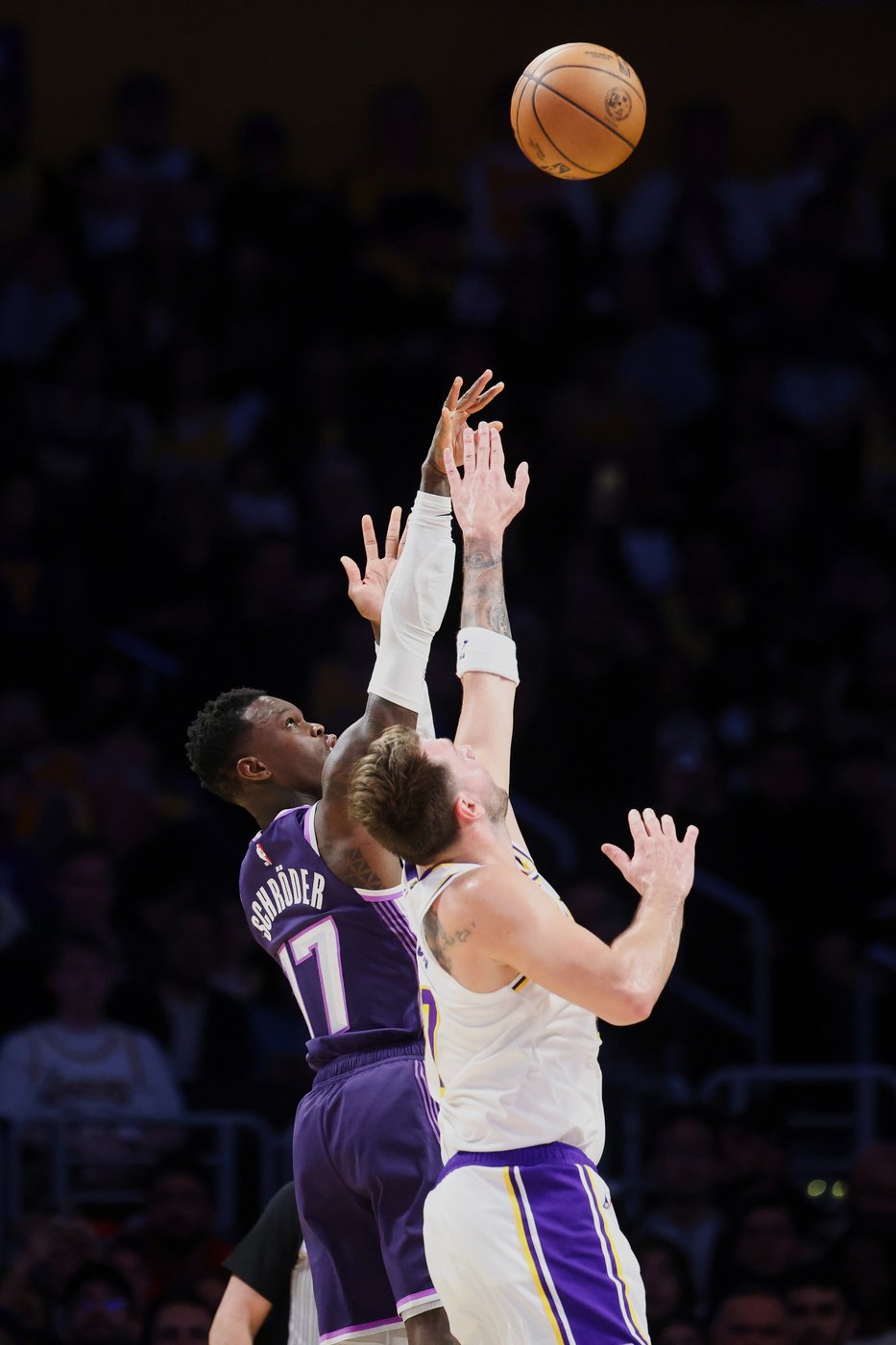 Kings' Dennis Schroder suspended for 3 games after off-court confrontation | iNFOnews.ca Kings' Dennis Schroder suspended for 3 games after off-court confrontation | iNFOnews.ca