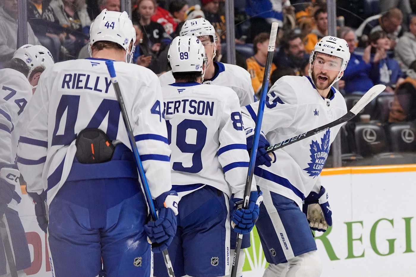 Luke Evangelista breaks third-period tie as Predators beat Leafs 5-3 | iNFOnews.ca