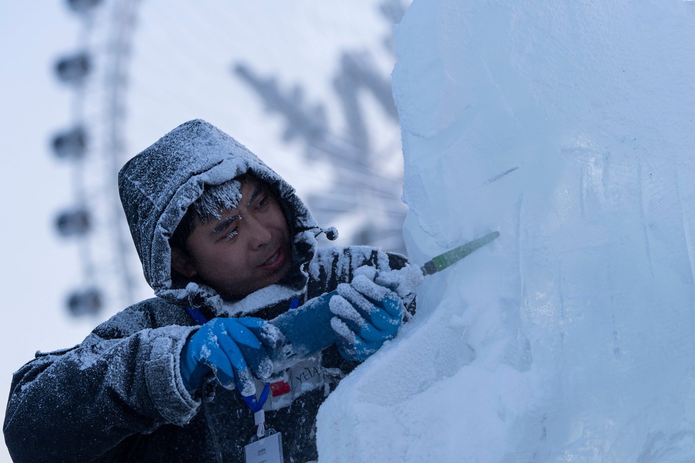 Harbin ice festival draws sculptors and spectators to northern China, in photos | iNFOnews.ca
