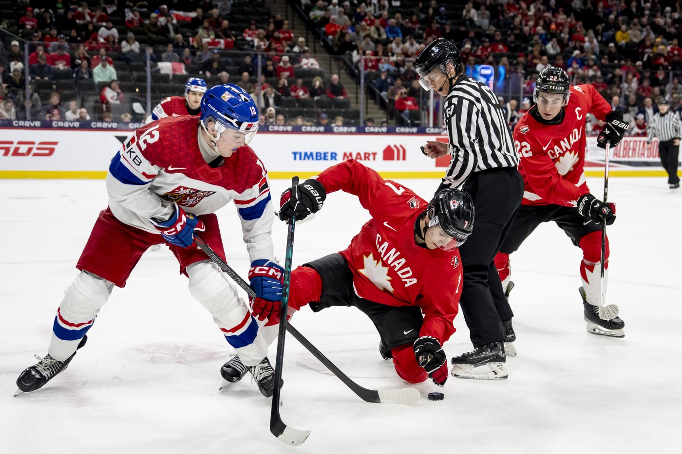 Photo Gallery: Canada falls to Czechia again at world juniors | iNFOnews.ca