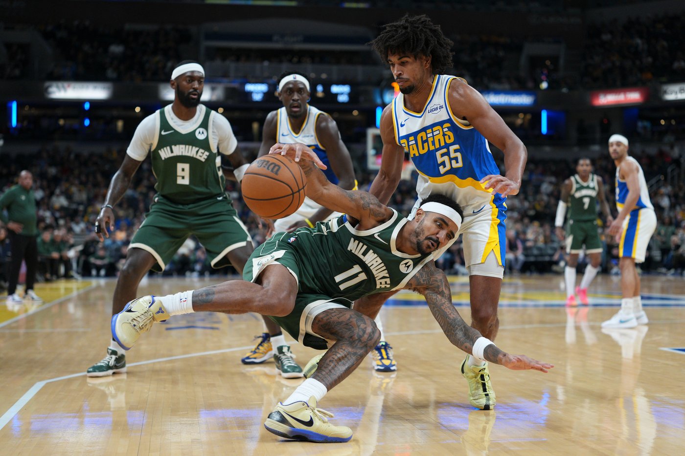 Porter, Rollins guide Bucks past Pacers 111-94 | iNFOnews.ca