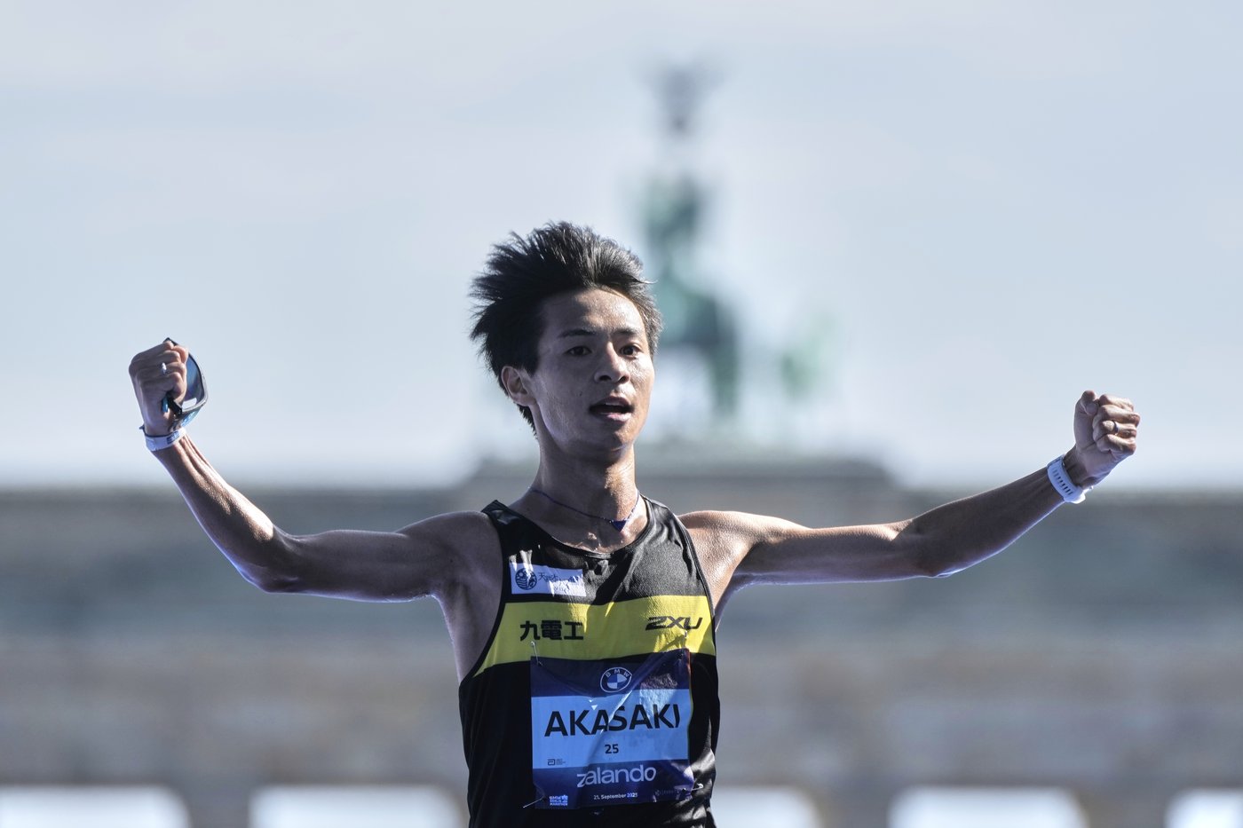 Sabastian Sawe wins Berlin Marathon but his record attempt is foiled by unseasonable heat | iNFOnews.ca