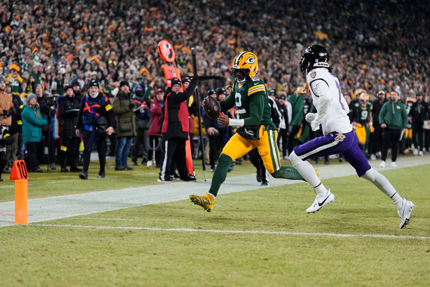 Packers' Malik Willis downplays his shoulder issue after delivering huge performance in loss | iNFOnews.ca