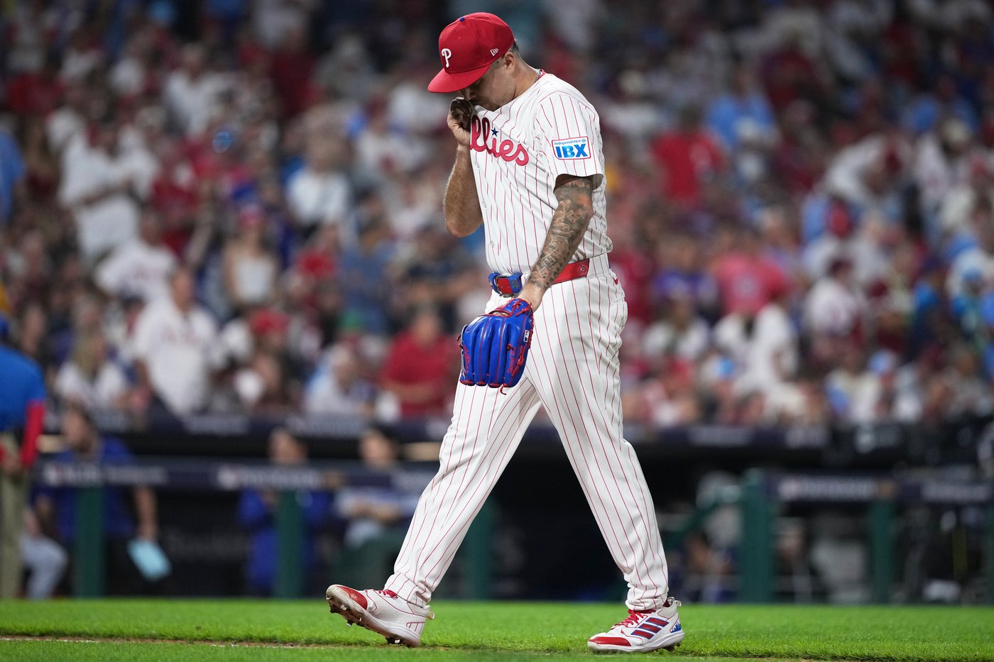 Dodgers advance to NLCS, beat Phillies 2-1 on Kerkering's 11th-inning error | iNFOnews.ca Dodgers advance to NLCS, beat Phillies 2-1 on Kerkering's 11th-inning error | iNFOnews.ca