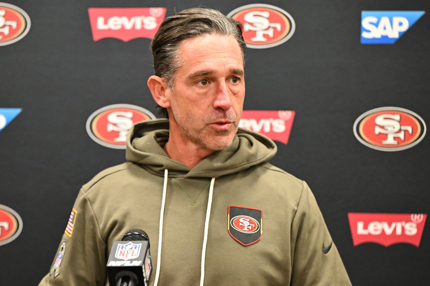 How the 49ers have remained in thick of the playoff race despite a star-studded injury list | iNFOnews.ca