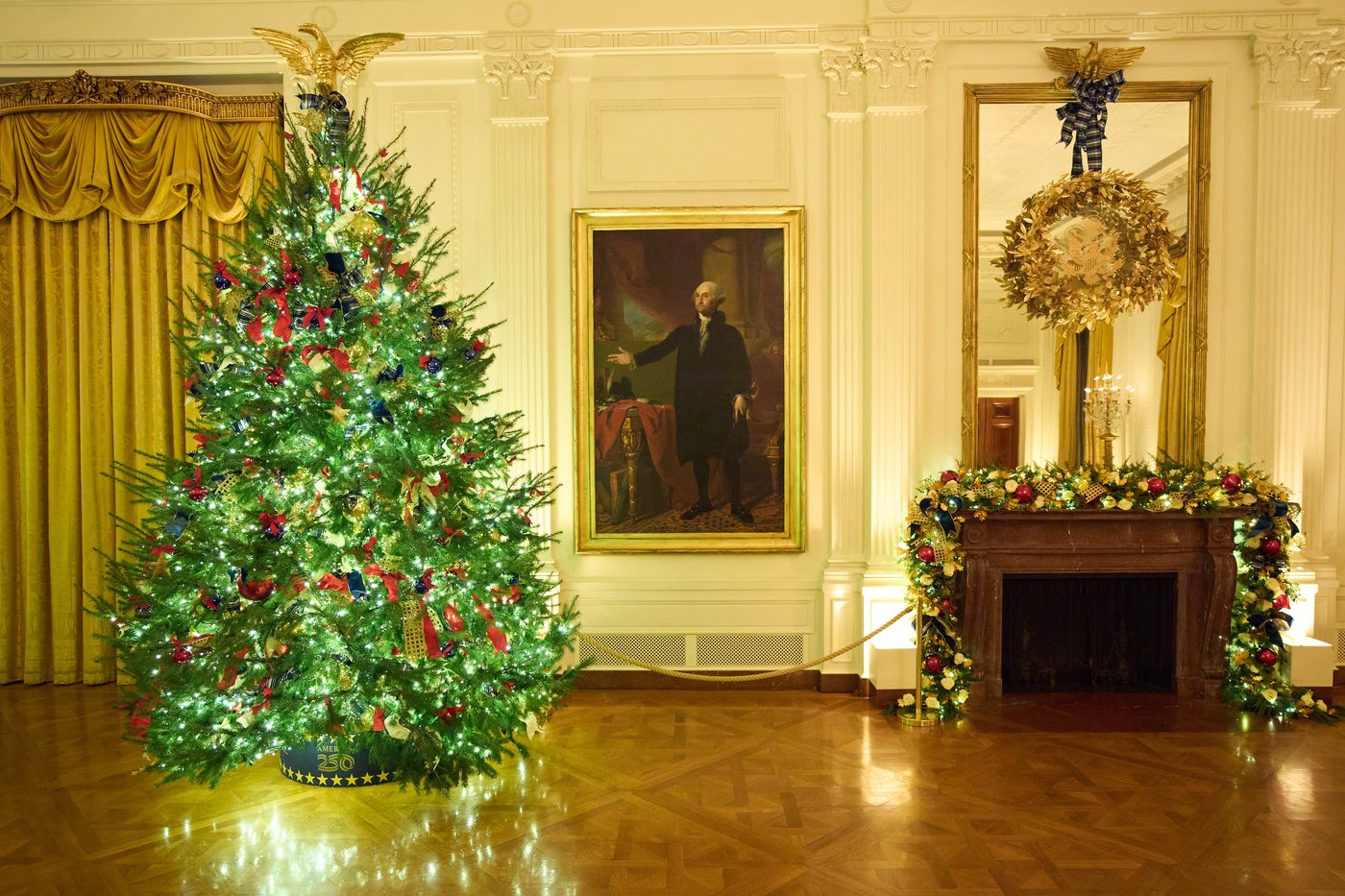 Melania Trump reveals White House holiday decorations and her theme, 'Home Is Where the Heart Is' | iNFOnews.ca Melania Trump reveals White House holiday decorations and her theme, 'Home Is Where the Heart Is' | iNFOnews.ca