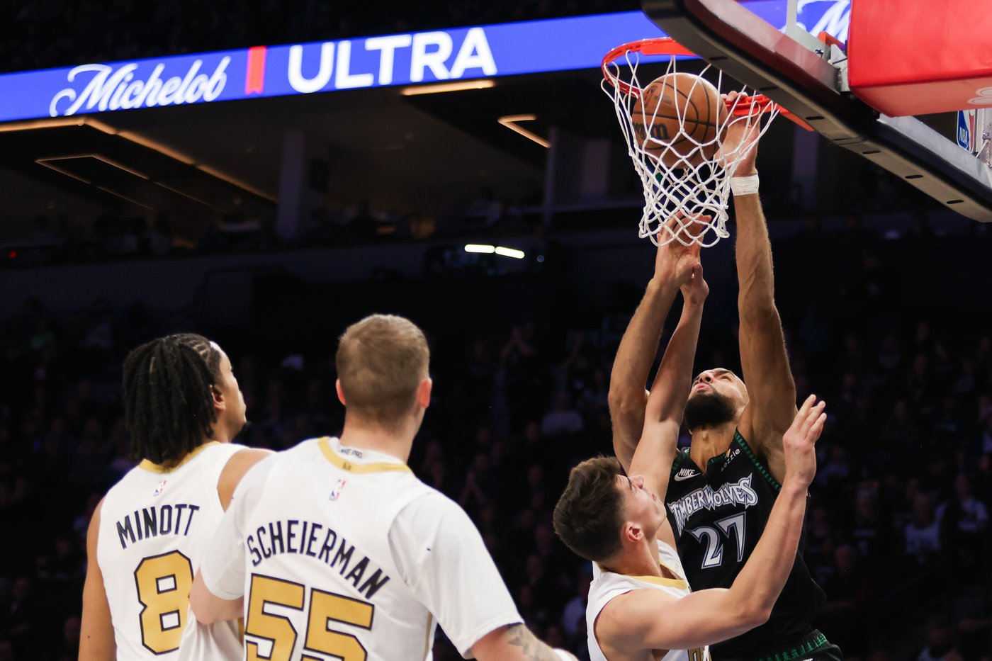 Edwards caps 39-point performance with unlikely 3 as Timberwolves hold off Celtics 119-115 | iNFOnews.ca