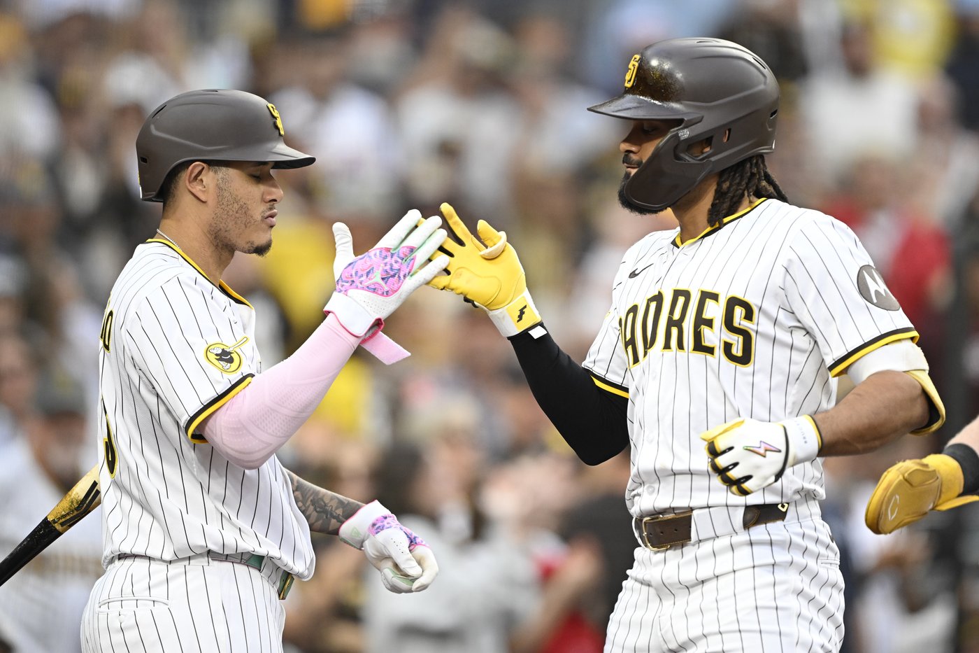 Tatis' 2-run shot starts 4-homer outburst for the Padres, who beat the Rockies 11-3 | iNFOnews.ca