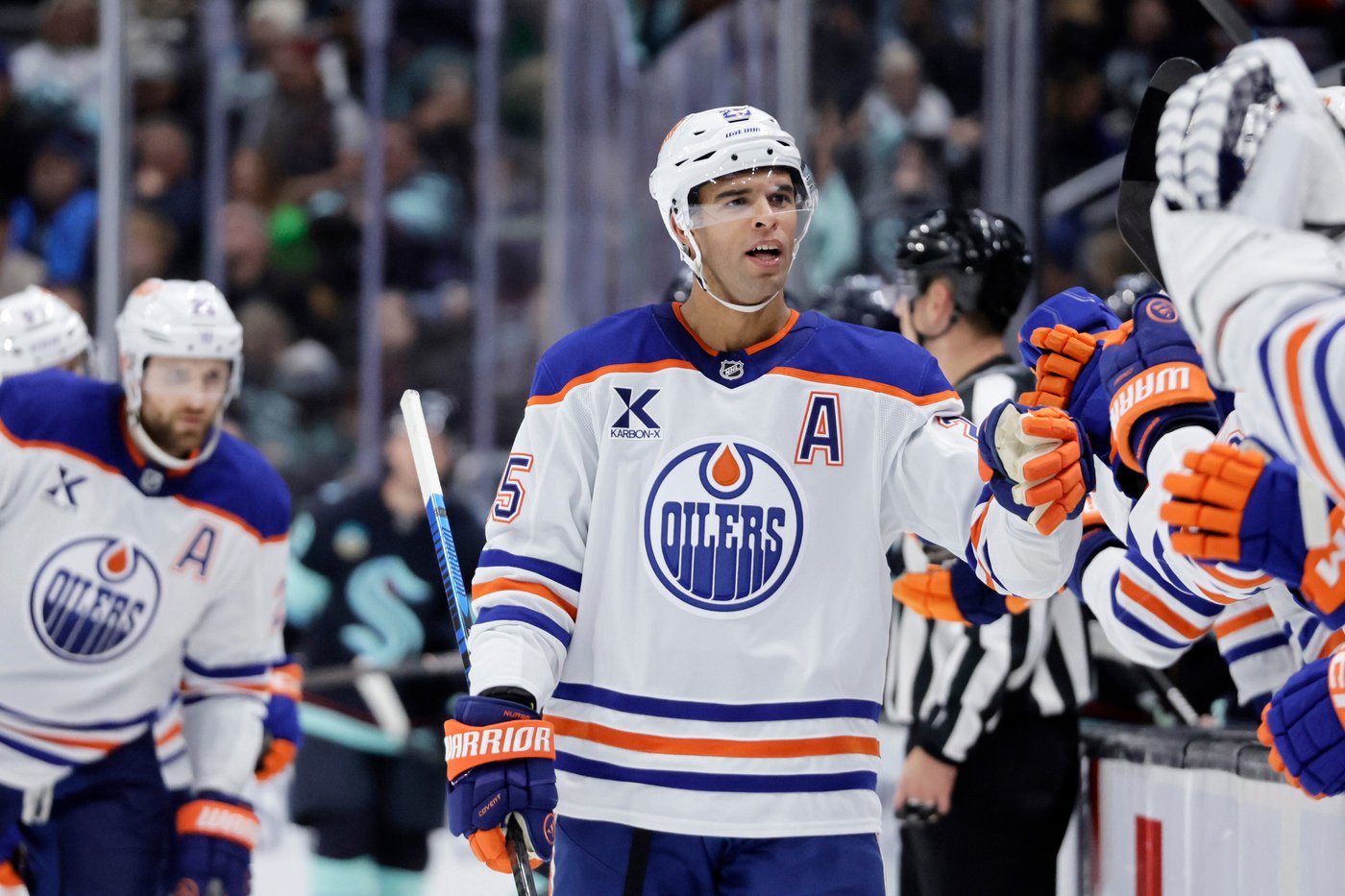 Eberle scores 2 goals as Kraken beat Oilers 3-2 to improve franchise's best start to 5-2-2 | iNFOnews.ca Eberle scores 2 goals as Kraken beat Oilers 3-2 to improve franchise's best start to 5-2-2 | iNFOnews.ca