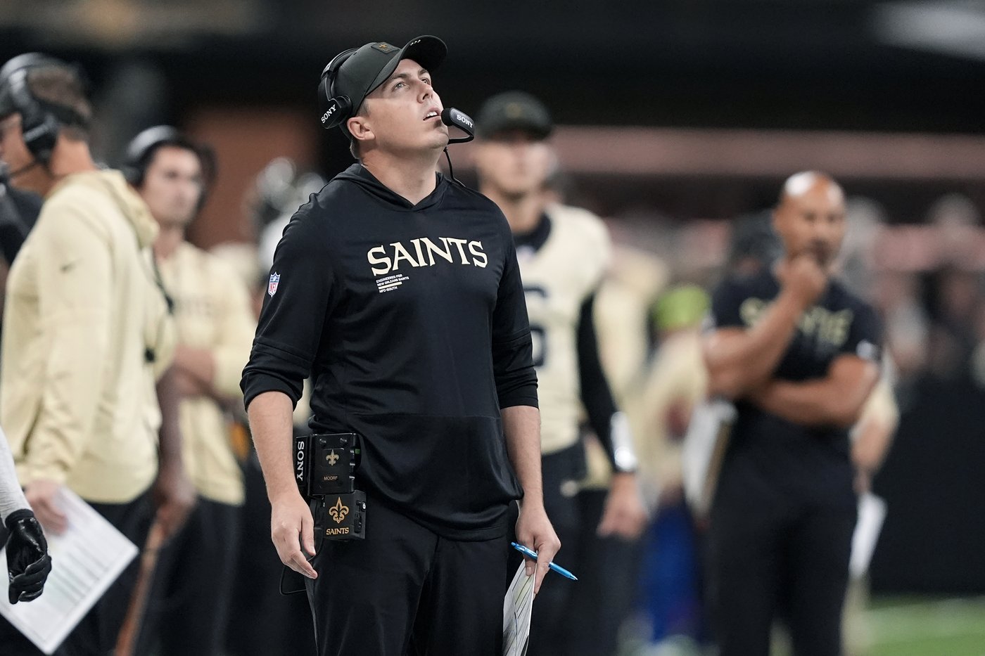 Saints' untimely sloppiness undermines Kellen Moore's otherwise competitive coaching debut | iNFOnews.ca