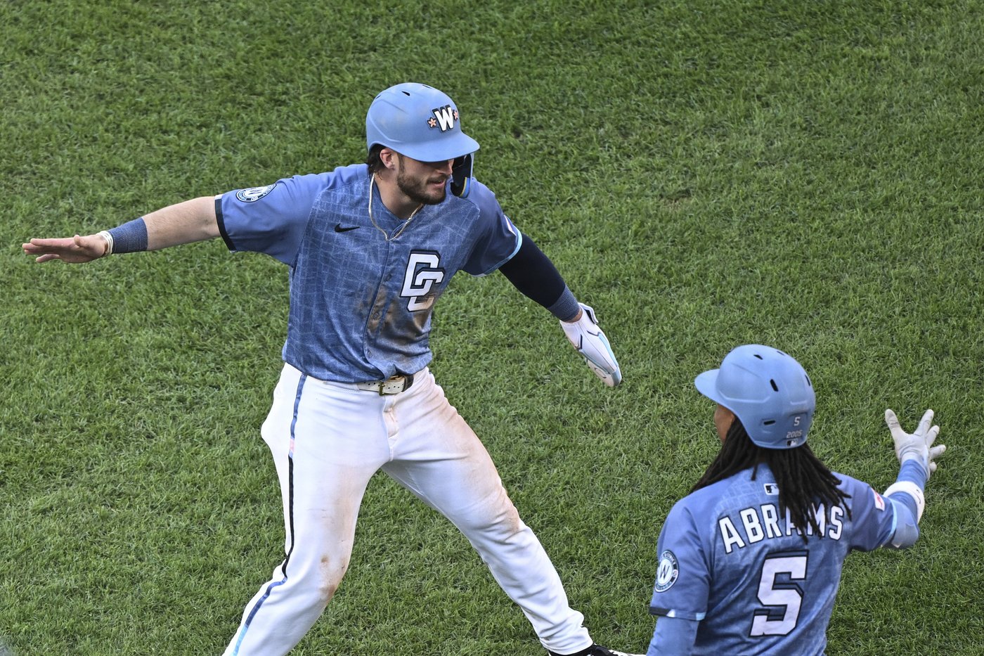 Chandler tosses five perfect innings, Pirates rally in eighth for 5-1 win against the Nationals | iNFOnews.ca