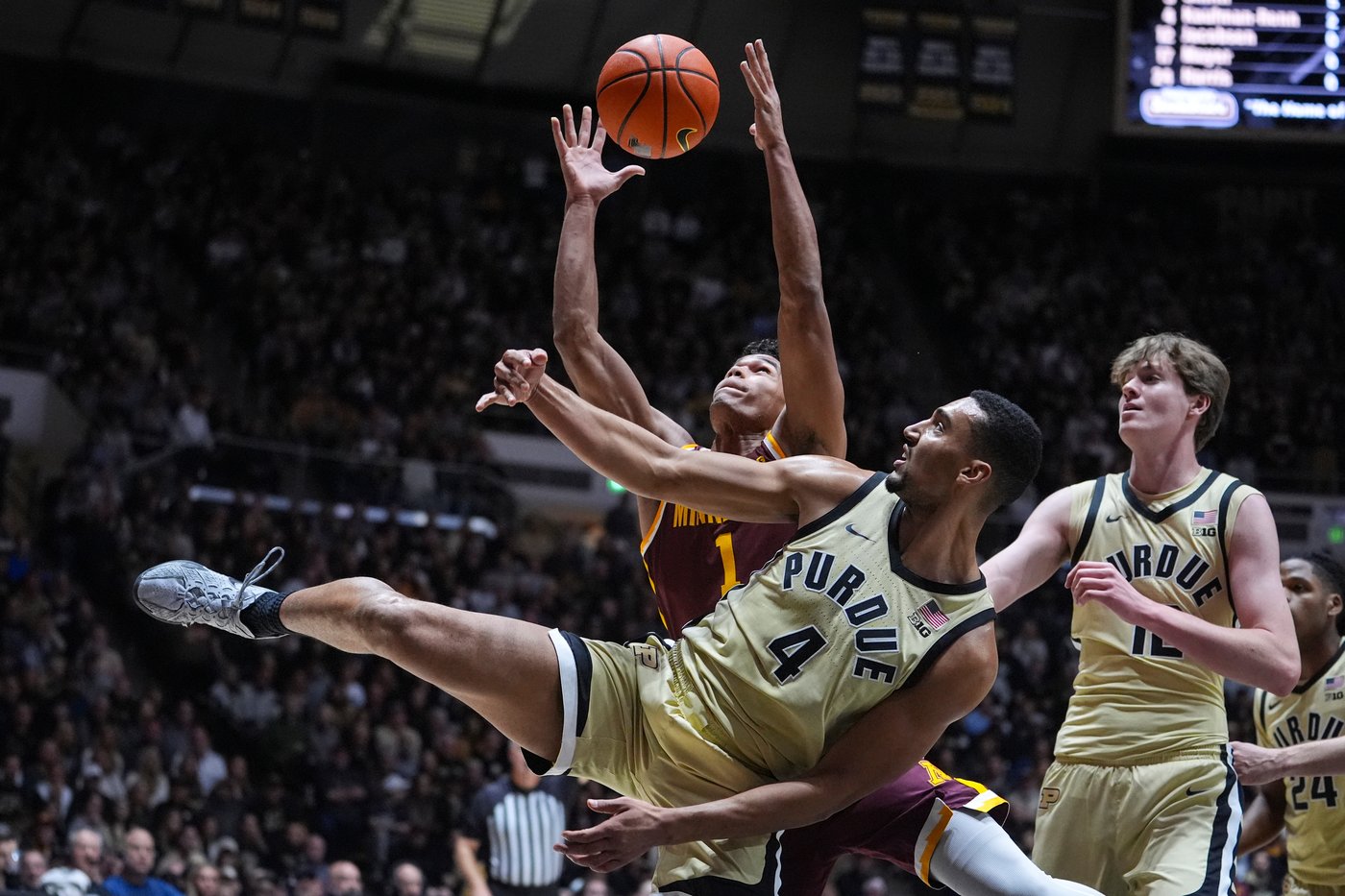 Braden Smith, Trey Kaufman-Renn help No. 6 Purdue rebound with dominant 85-57 win over Minnesota | iNFOnews.ca