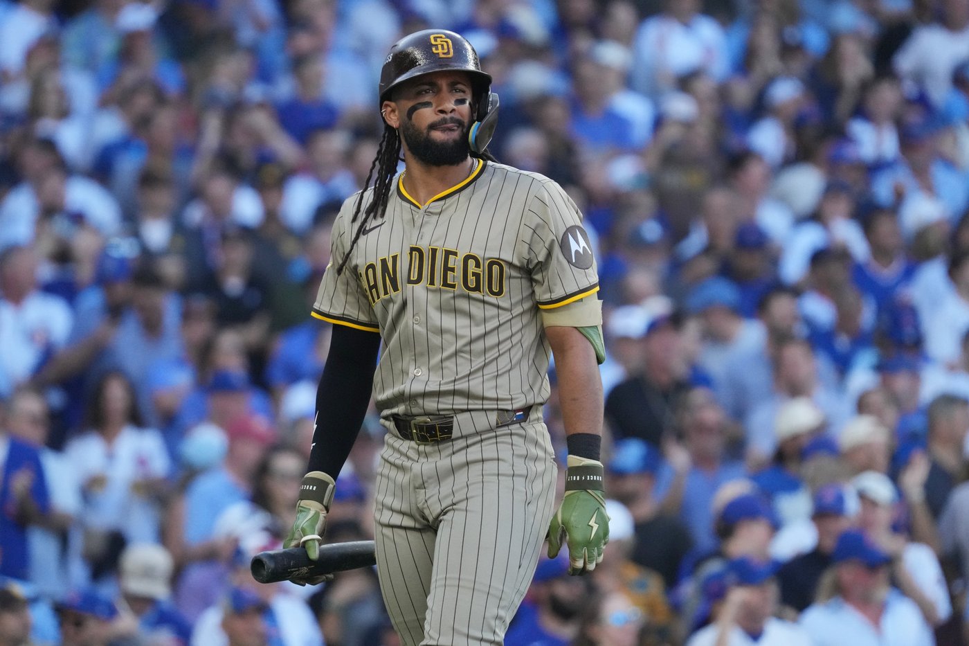 Suzuki and Kelly hit back-to-back homers as the Cubs top the Padres 3-1 in playoff opener | iNFOnews.ca