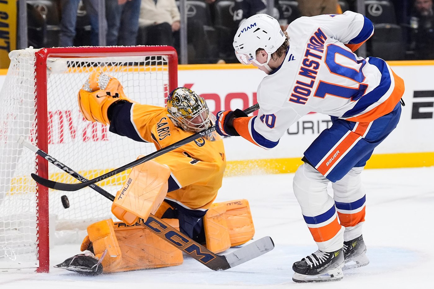 Saros shines in Predators' 2-1 shootout victory over Islanders | iNFOnews.ca