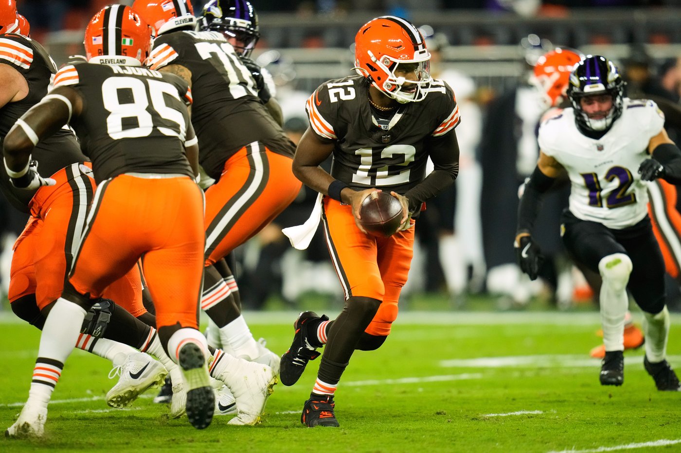 Browns QB Shedeur Sanders has a rough NFL debut after relieving the injured Dillon Gabriel | iNFOnews.ca Browns QB Shedeur Sanders has a rough NFL debut after relieving the injured Dillon Gabriel | iNFOnews.ca