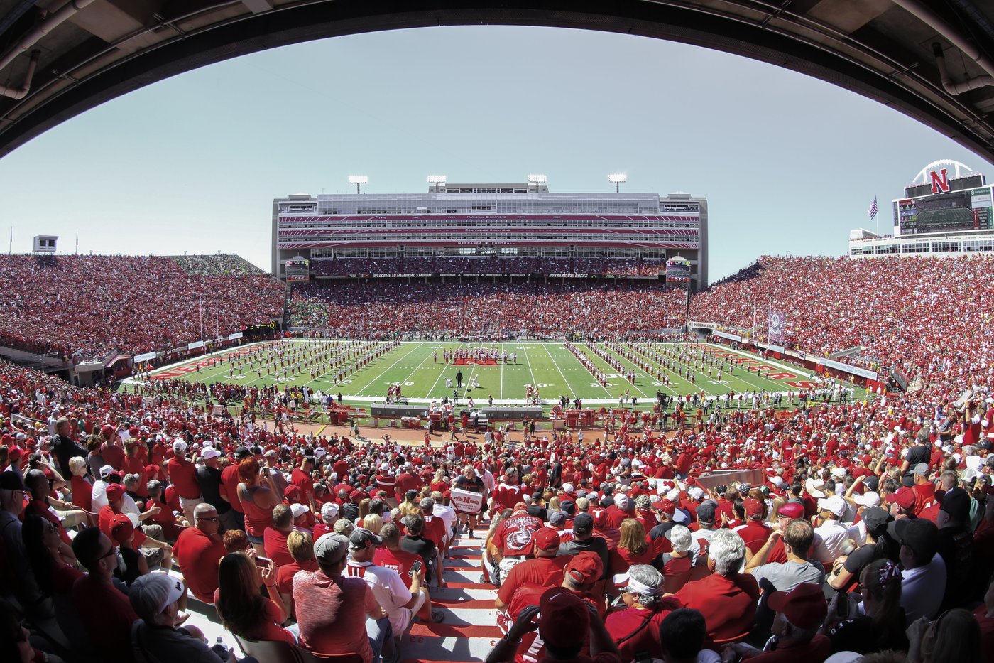 College football traditions: 'Nebraska Nice' fans pride themselves on being friendly to visitors | iNFOnews.ca