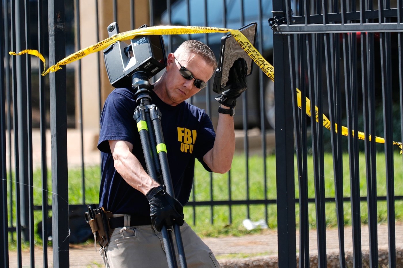 Man who fired on ICE facility hated US government, sought to kill federal agents, officials say | iNFOnews.ca