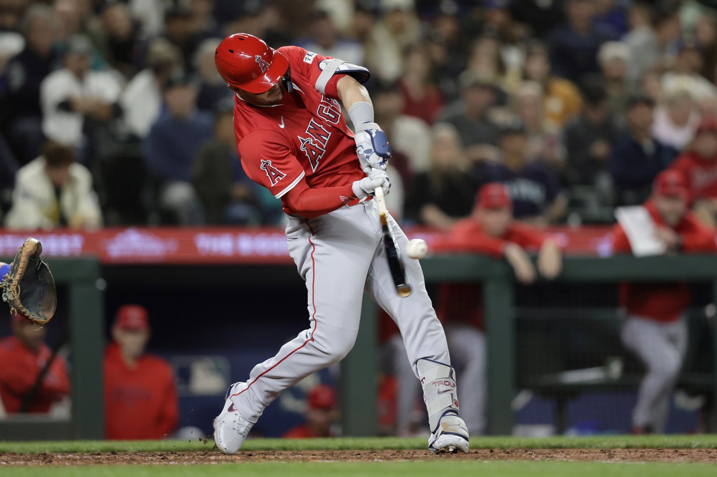 Touted rookie Harry Ford delivers off bench as Mariners top Angels in 12 to tie for 1st in AL West | iNFOnews.ca Touted rookie Harry Ford delivers off bench as Mariners top Angels in 12 to tie for 1st in AL West | iNFOnews.ca