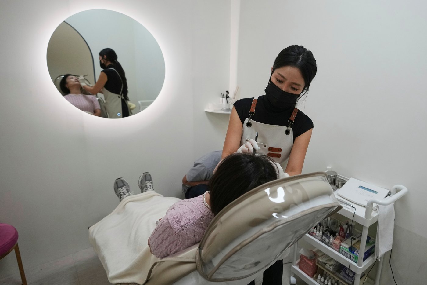 South Korea moves closer to legalizing tattoo artistry | iNFOnews.ca