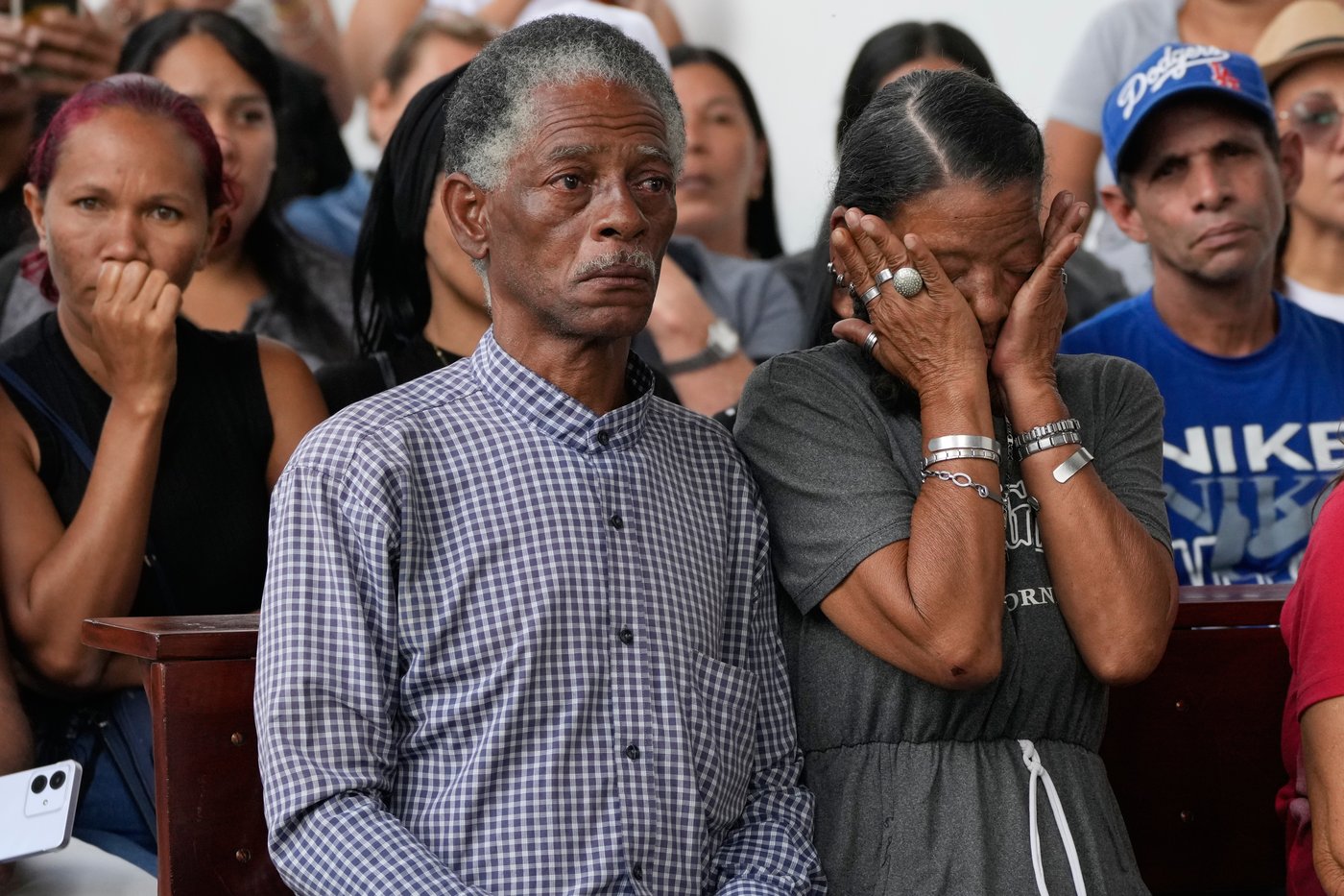 Venezuela's military buries soldiers killed in US operation to capture Maduro | iNFOnews.ca