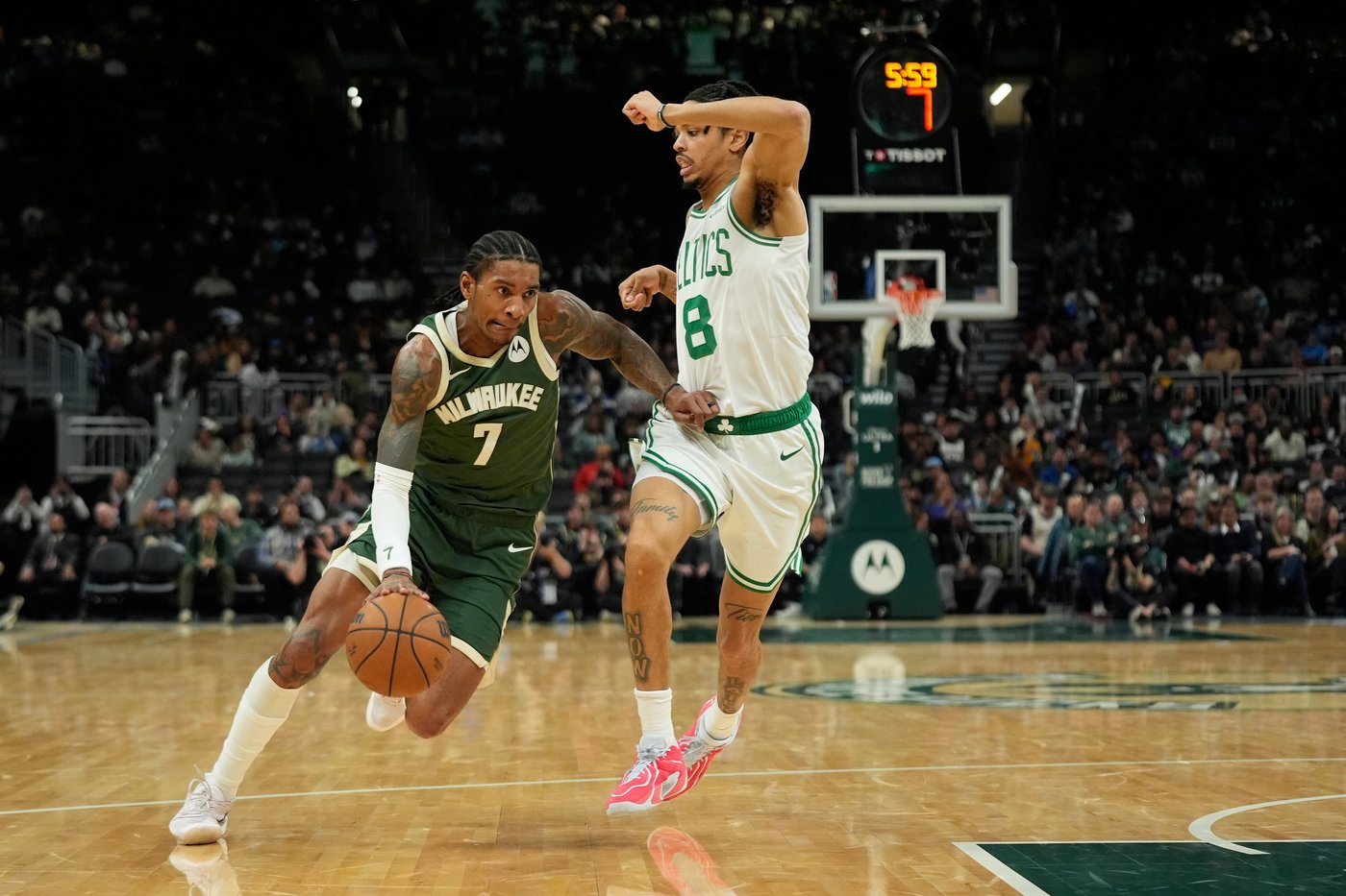 Kuzma and Portis lead Bucks past Celtics 116-101 without injured Antetokounmpo | iNFOnews.ca