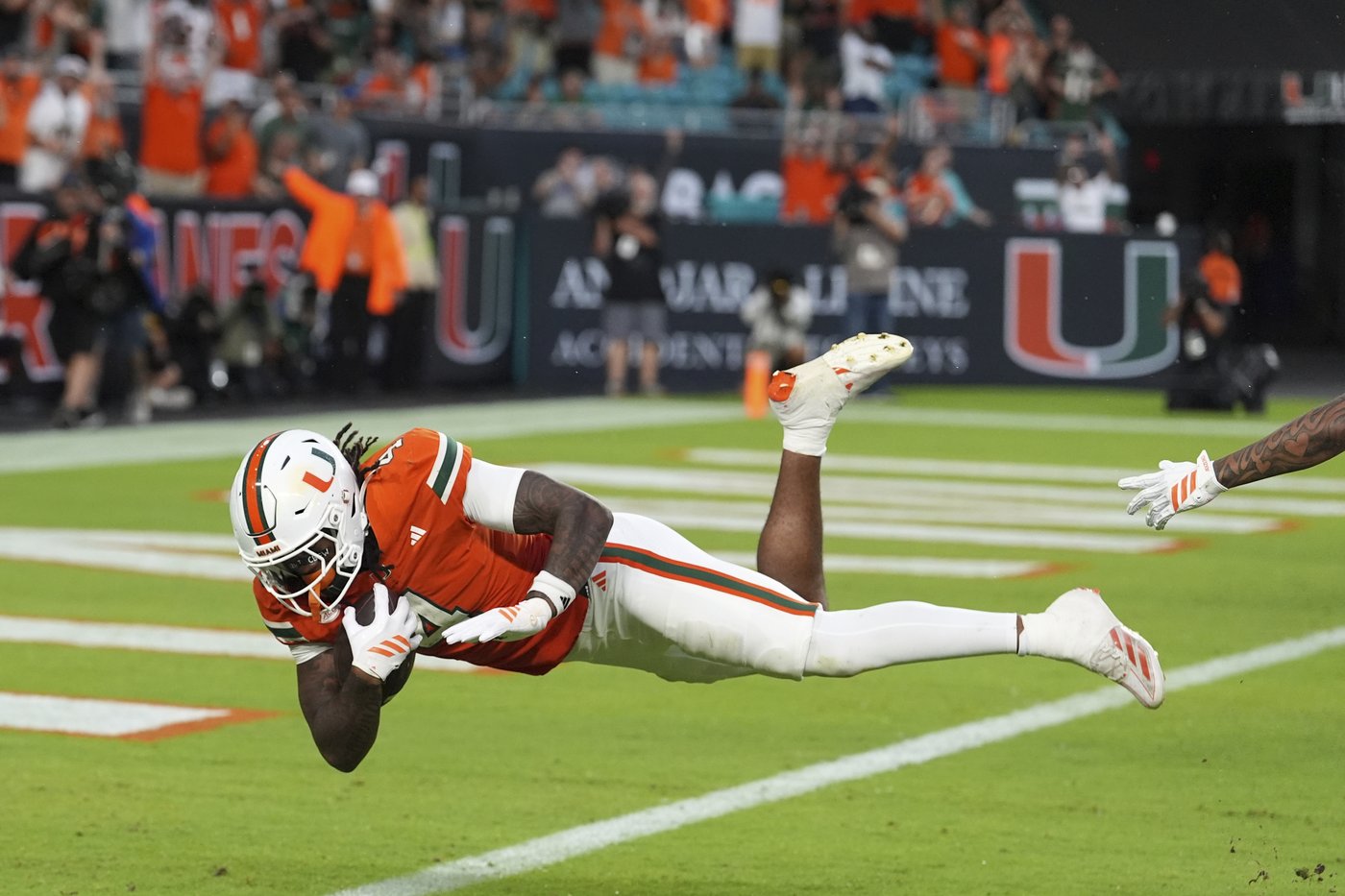 Carson Beck, Mark Fletcher Jr. lead the way as No. 5 Miami rolls past No. 18 USF, 49-12 | iNFOnews.ca