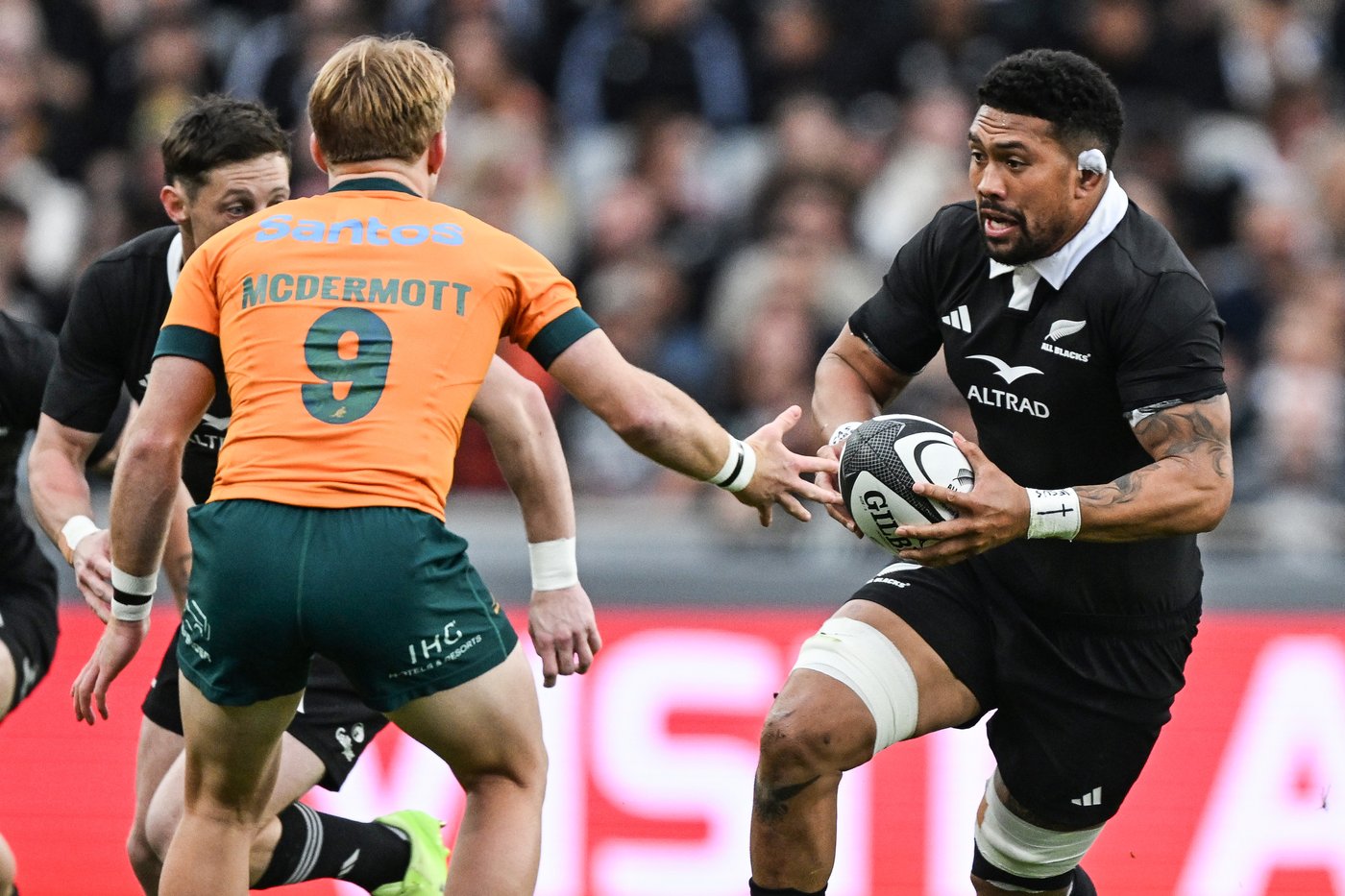New Zealand rebounds from a Springboks shocker to beat Australia and retain the Bledisloe Cup | iNFOnews.ca