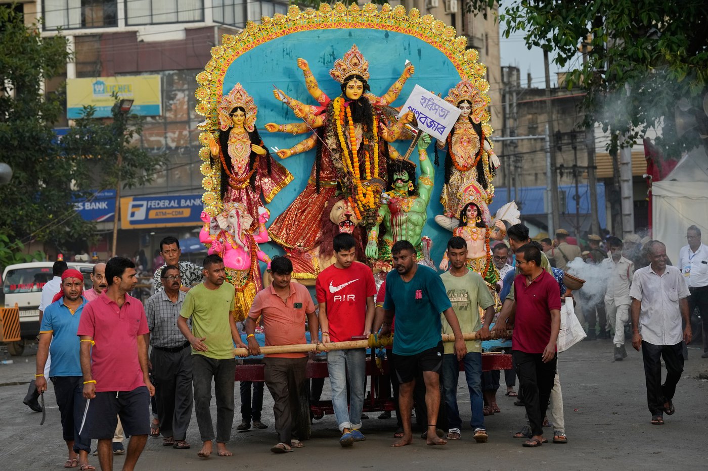 Hindu festival photos are about fire and water, good and evil - simple but universal concepts | iNFOnews.ca