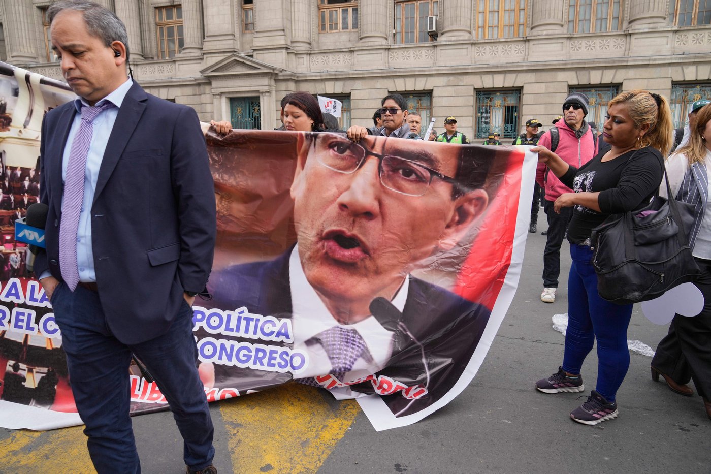 Peru sentences former President Vizcarra to 14 years in prison for corruption | iNFOnews.ca