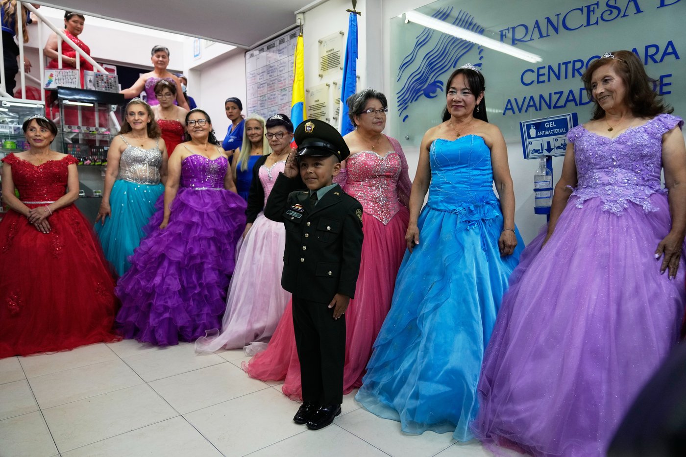 Grandmothers in Colombia get the quinceañera they never had | iNFOnews.ca Grandmothers in Colombia get the quinceañera they never had | iNFOnews.ca