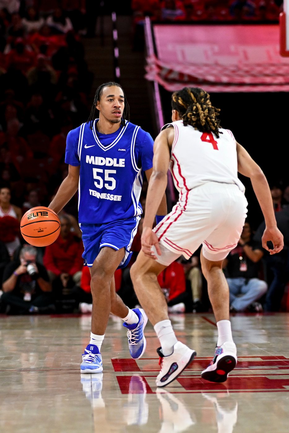Kingston Flemings scores 15, No. 8 Houston beats Middle Tennessee State 69-60 | iNFOnews.ca