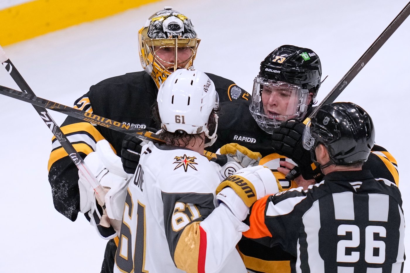Bruins strike early, hold off Golden Knights 4-3 for 9th win in 11 games. | iNFOnews.ca Bruins strike early, hold off Golden Knights 4-3 for 9th win in 11 games. | iNFOnews.ca