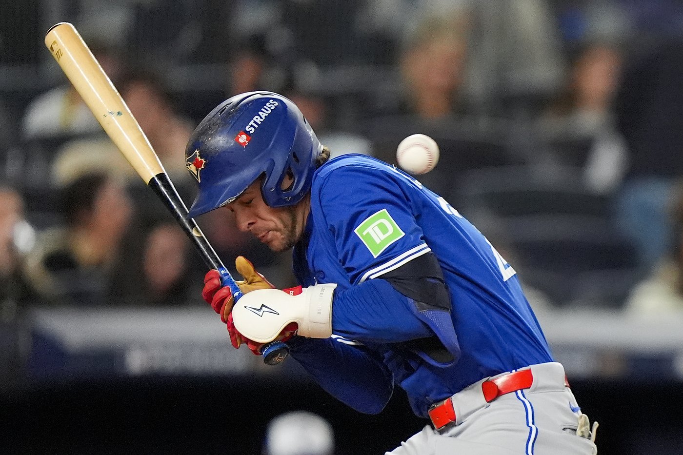 Photo Gallery: Blue Jays beat Yankees in Game 4 | iNFOnews.ca