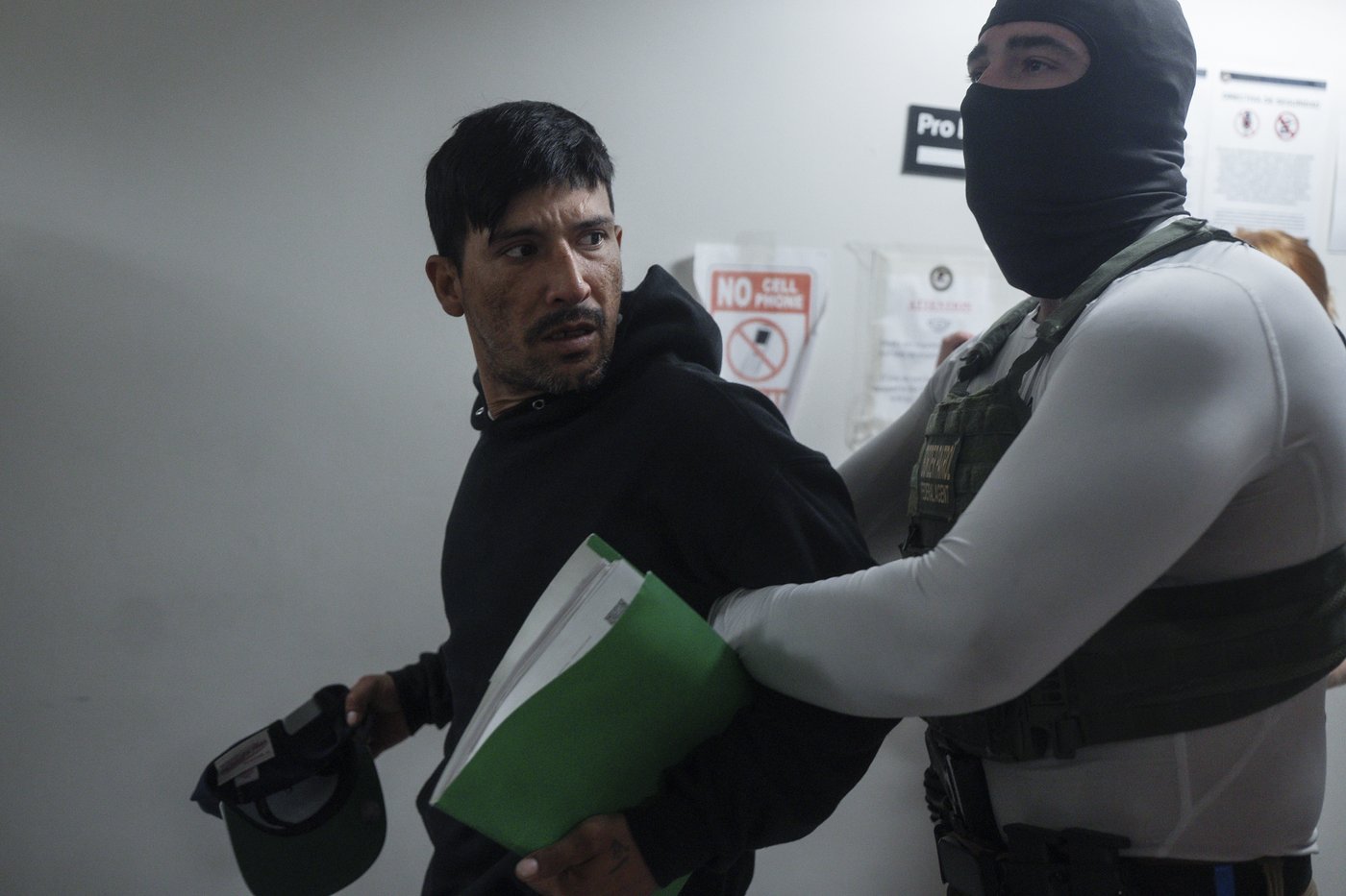 Photos show inside Trump’s takeover of immigration courts | iNFOnews.ca