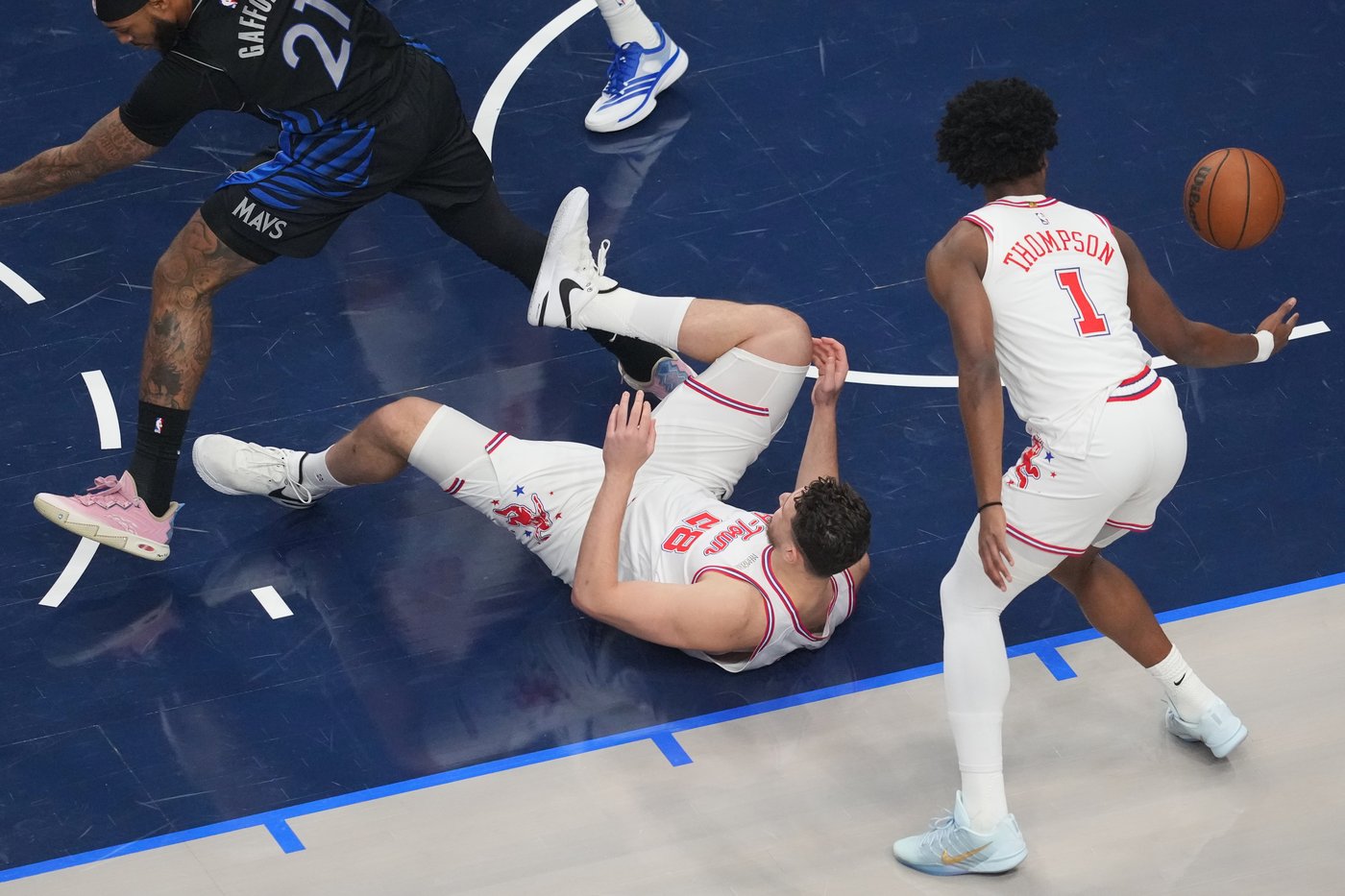 Rockets' Sengun leaves game vs. Mavericks early with ankle sprain | iNFOnews.ca